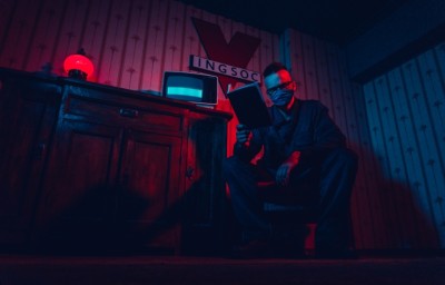 Квест 1984