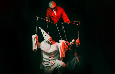 Квест Кукловод в Scary House